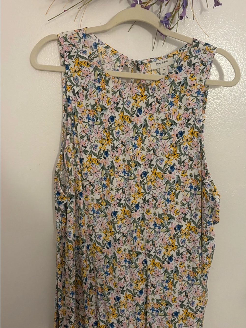ON-34™ Floral Scoop Neck Camisole - Pink, Yellow & Green
